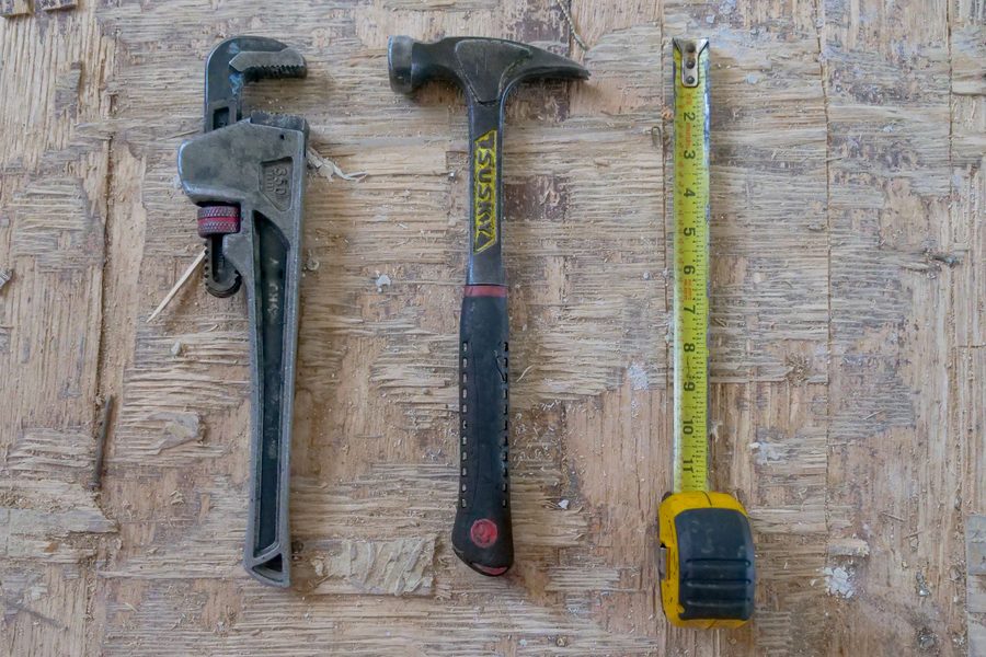 Artisan sur un chantier marseillais